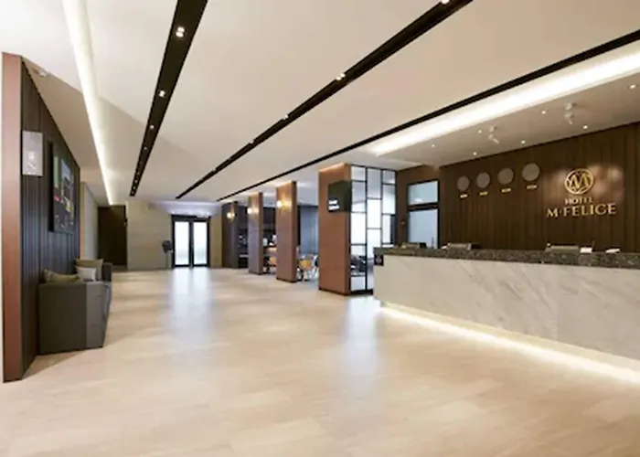 Mfelice Hotel 3*