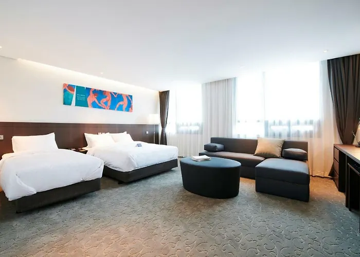 Mfelice Seoul