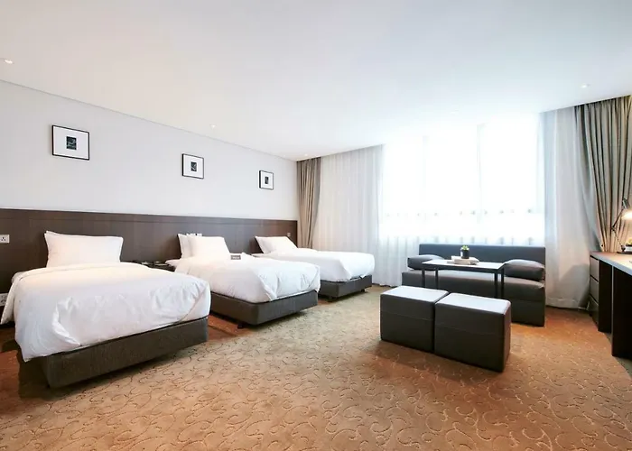 Mfelice Seoul